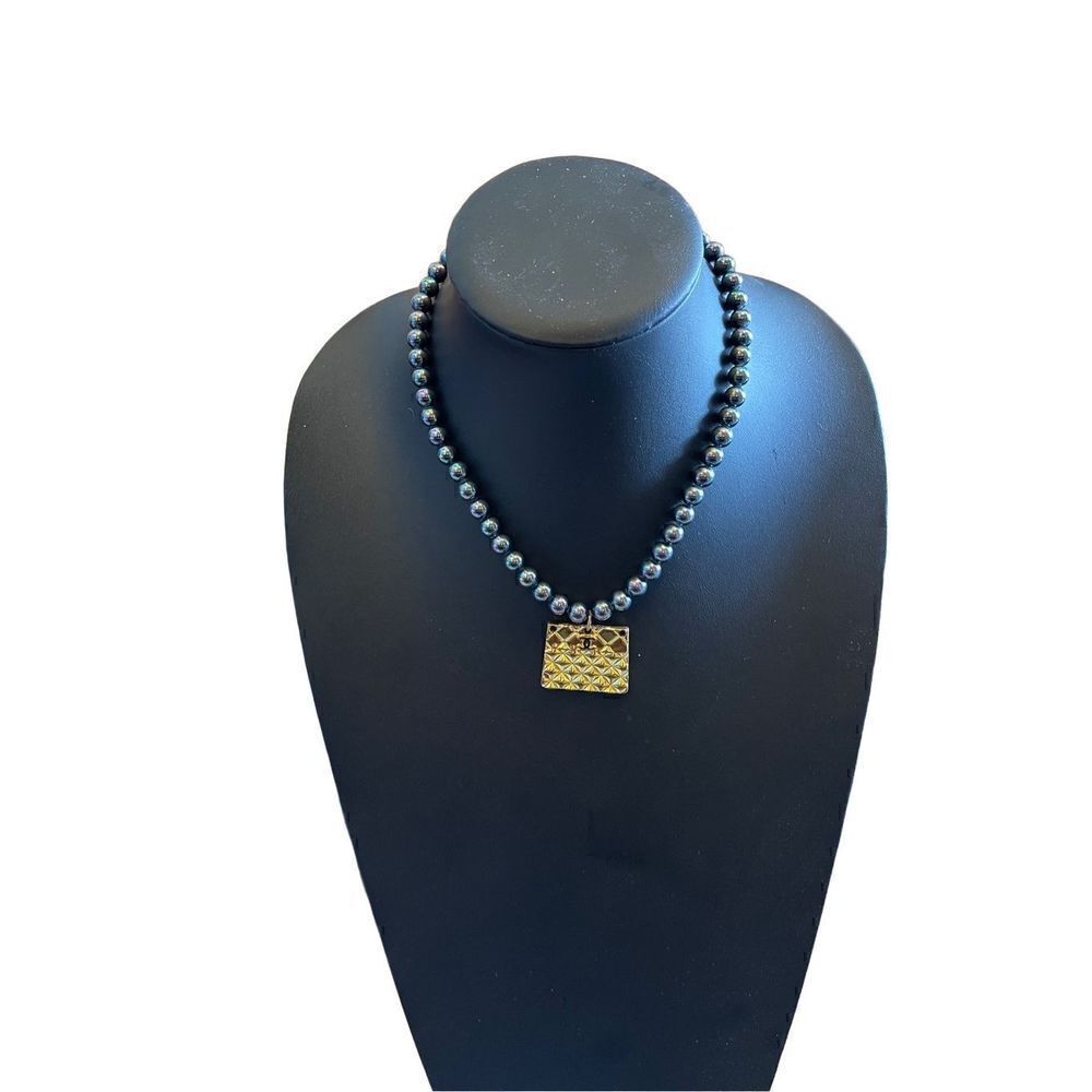 C*h*a*n*e*l Choker 